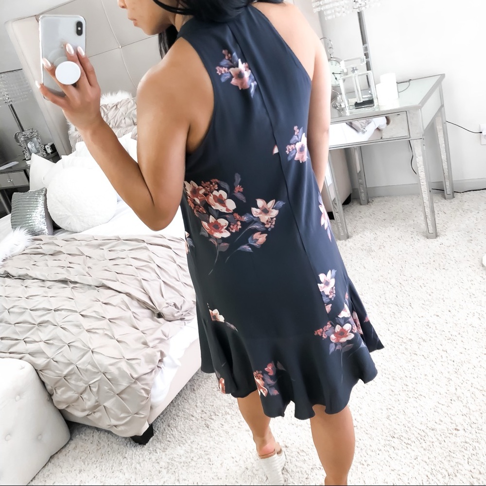 Boho Flower detail Mini Swing Halter Dress - Picture 5 of 5